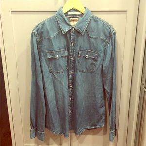 Levi’s denim shirt. Size large